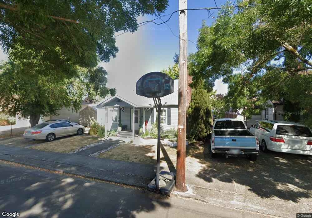 1221 Takena St SW, Albany, OR 97321 - photo 1