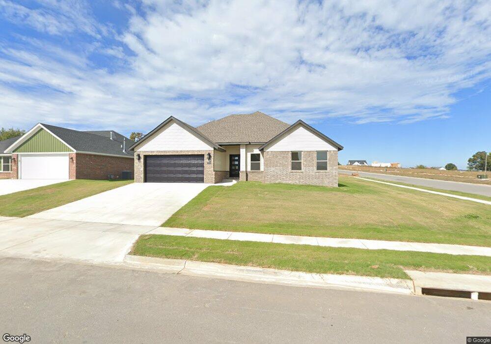 952 Petit Jean St, Prairie Grove, AR 72753 - photo 1