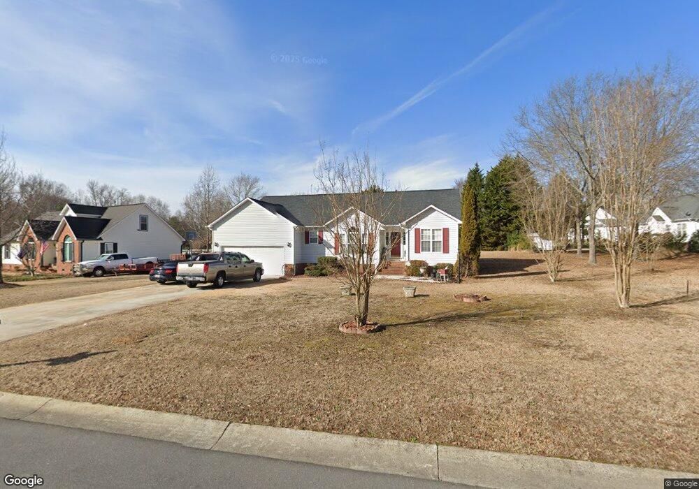 332 Quinn Rd, Clover, SC 29710 - photo 1