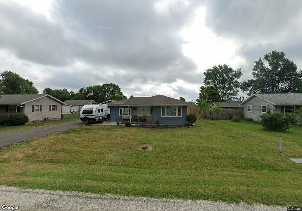 830 S Plum St, Virginia, IL 62691 - photo 1