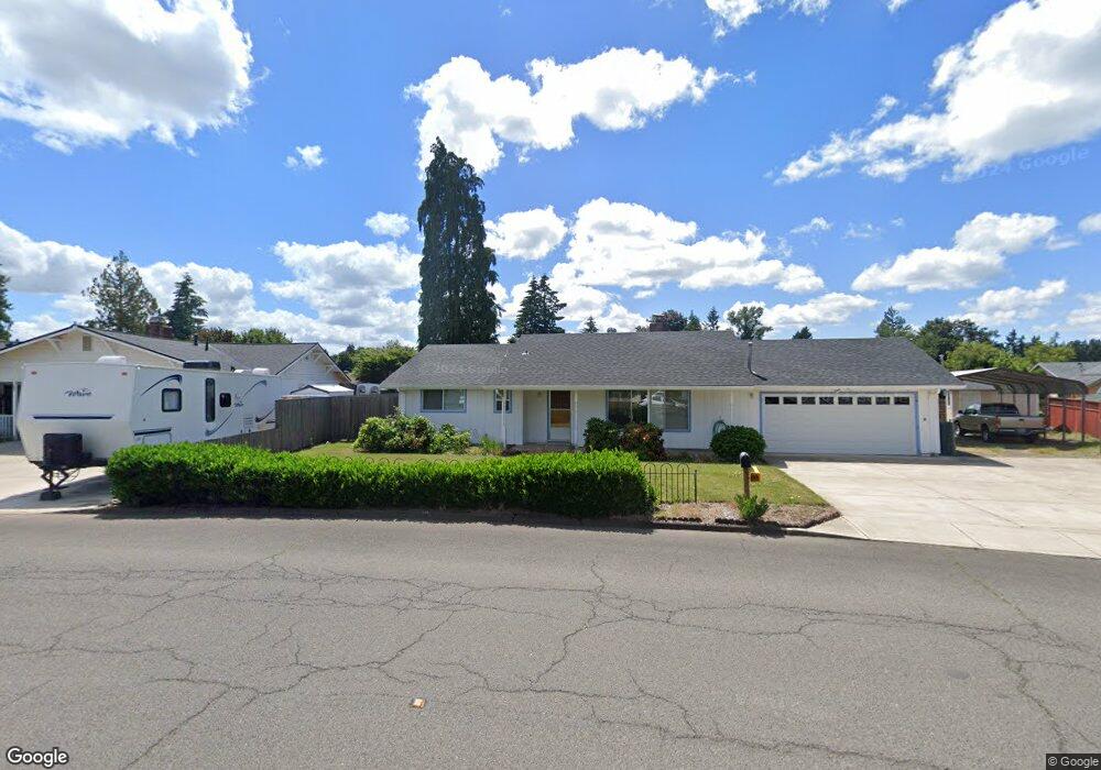 615 N Cedar St, Canby, OR 97013 - photo 1