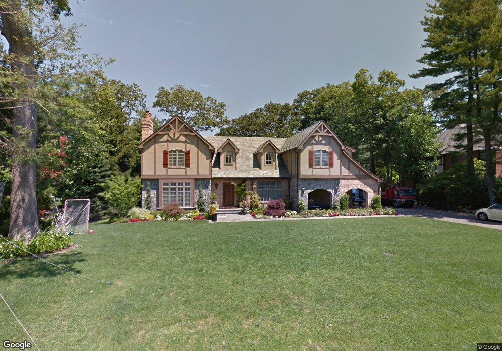 192 Aldershot Ln, Manhasset, NY 11030 - photo 1