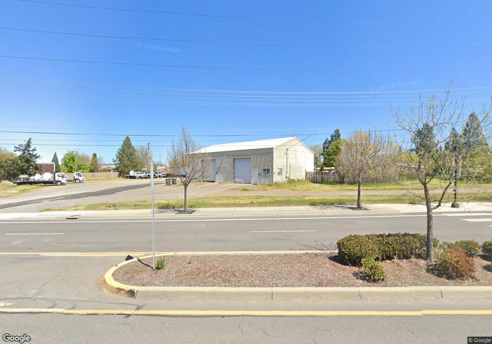 544 N Front St, Central Point, OR 97502 - photo 1