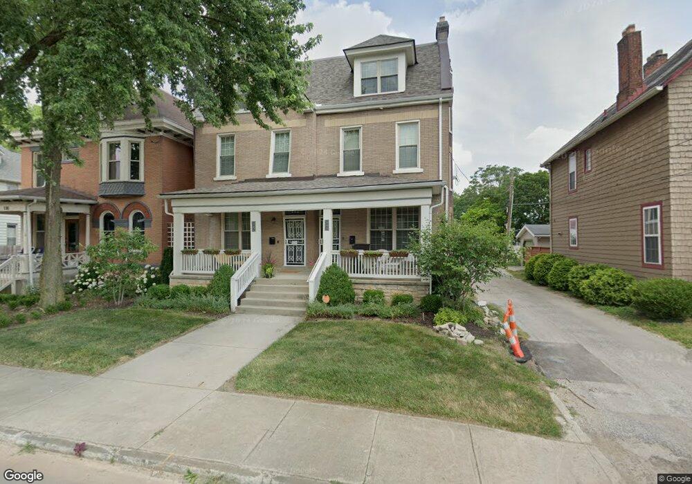 144 Wilson Ave unit Furnished 3BR 2.5 BA, Columbus, OH 43205 - photo 1