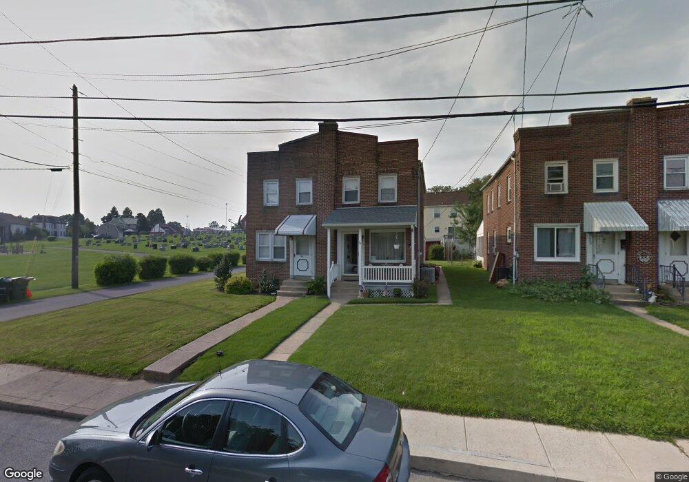 257 Locust St, New Holland, PA 17557 - photo 1