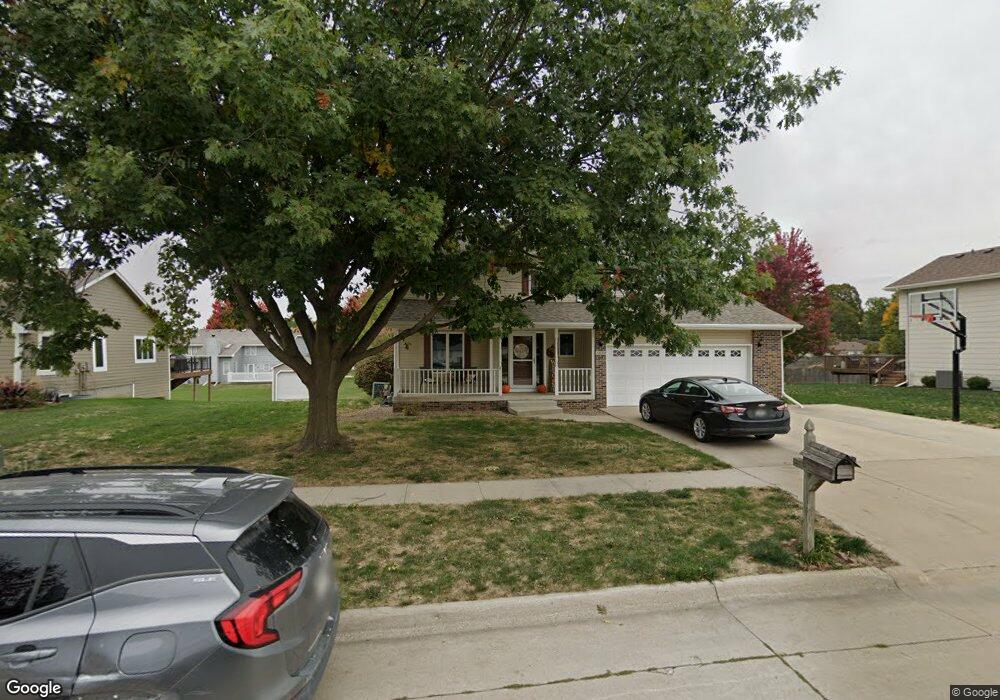 1509 W 8th St S, Newton, IA 50208 - photo 1