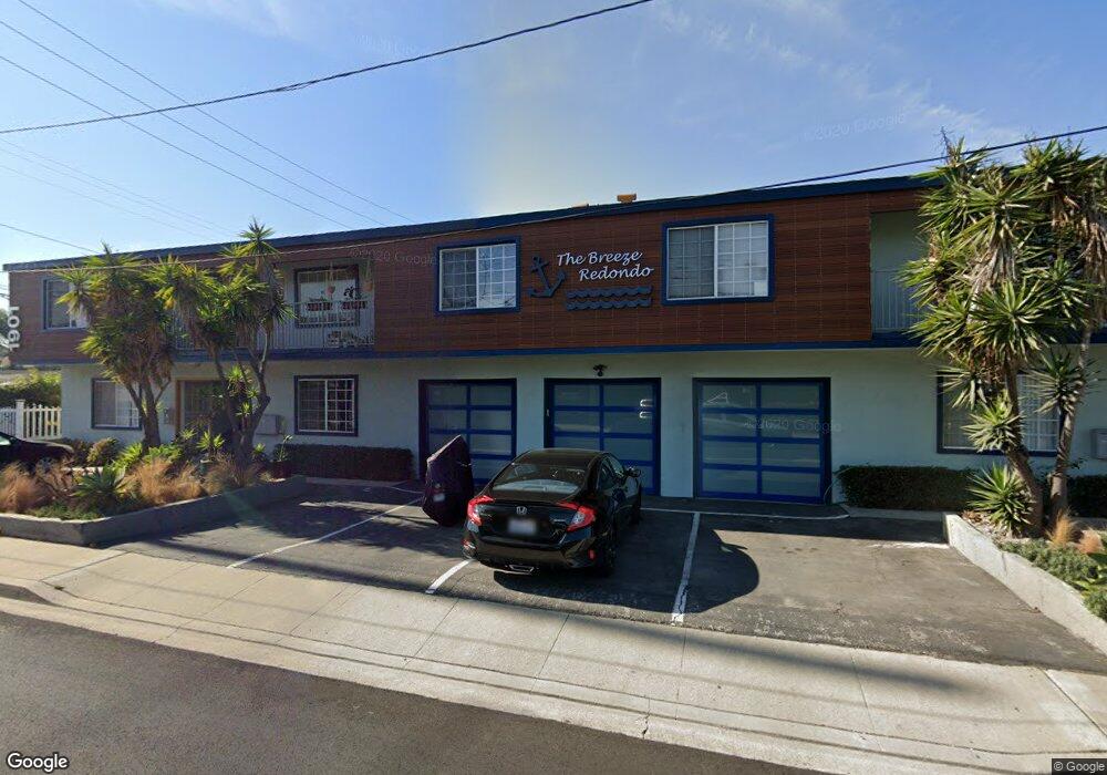 1901 Phelan Ln unit A, Redondo Beach, CA 90278 - photo 1