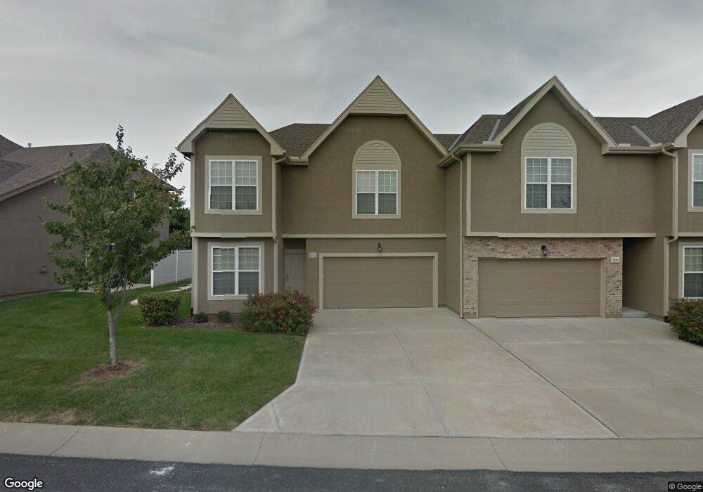 15610 W 61st St, Shawnee, KS 66217 - photo 1