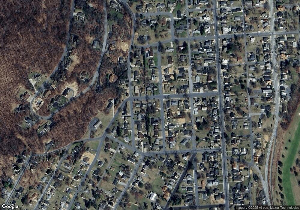 203 Barclay St, Bedford, PA 15522 - photo 1