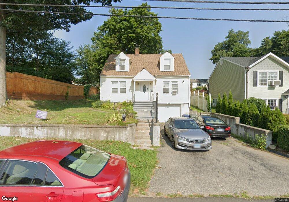 375 Jennings Ave, Bridgeport, CT 06610 - photo 1