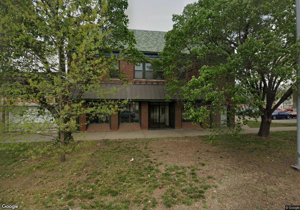 525 SW Topeka Blvd, Topeka, KS 66603 - photo 1