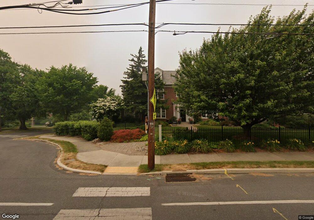 2943 W Chew St unit 2949, Allentown, PA 18104 - photo 1