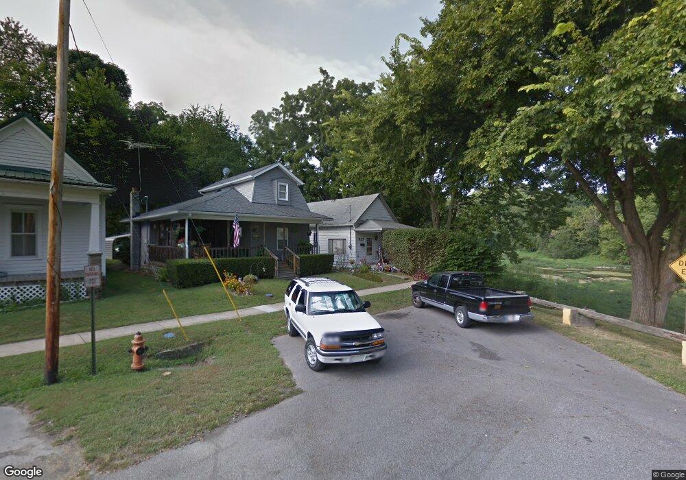 329 W Chestnut St, Corydon, IN 47112 - photo 1