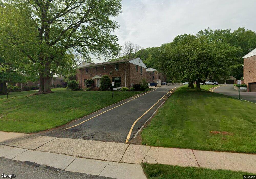 58-B Troy Dr Bldg 20, Springfield Twp., NJ 07081 - photo 1