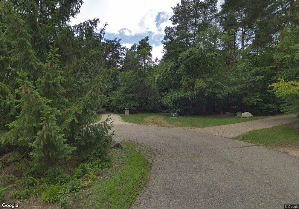 7040 Reed Dr, Waterford, MI 48327 - photo 1