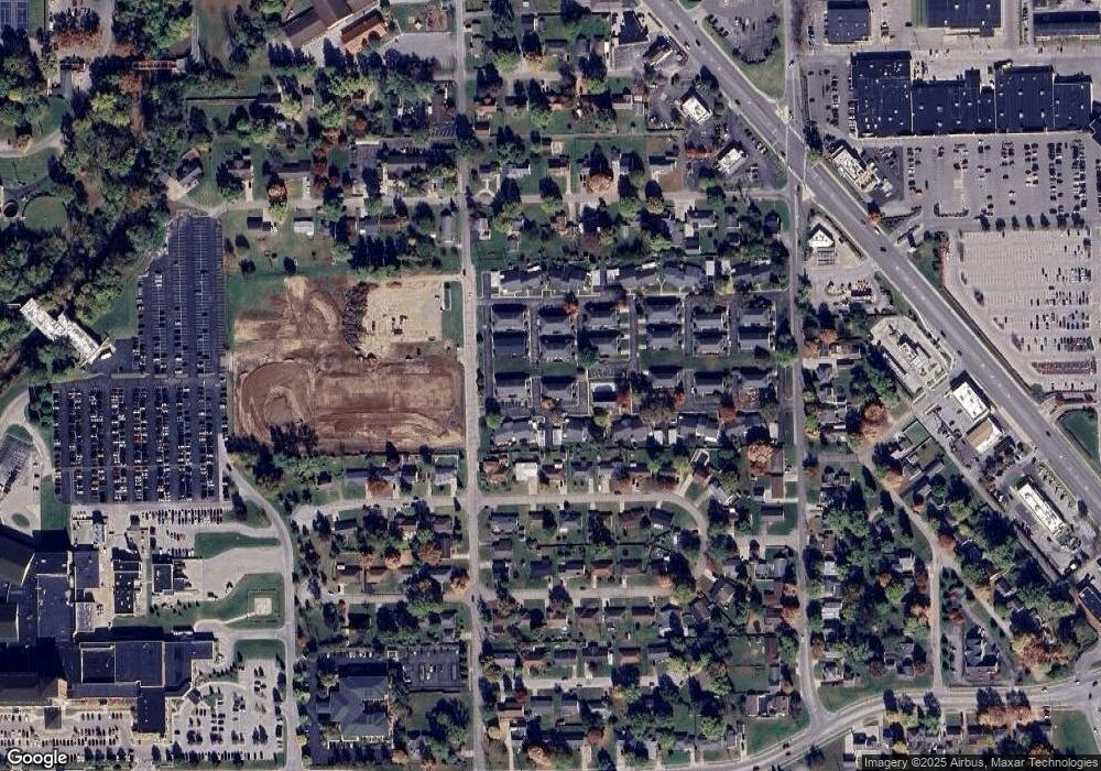 2740 Prosperity Dr, Columbus, IN 47201 - photo 1