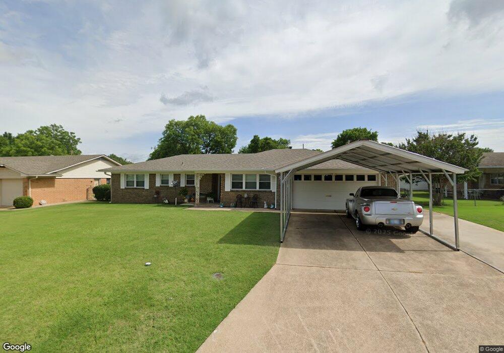 924 Cherry St, Ardmore, OK 73401 - photo 1