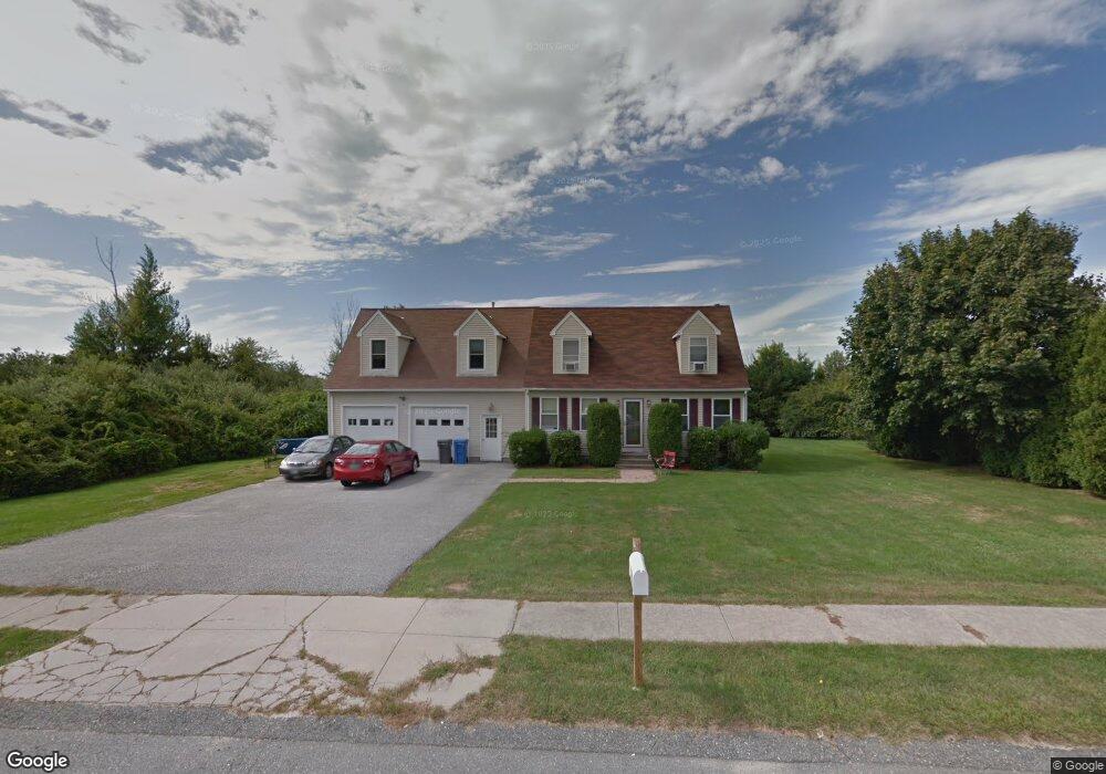 38 Commerce Dr, Middletown, RI 02842 - photo 1