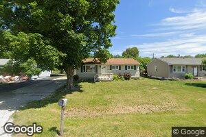 1103 4th St, Hampton, IL 61256