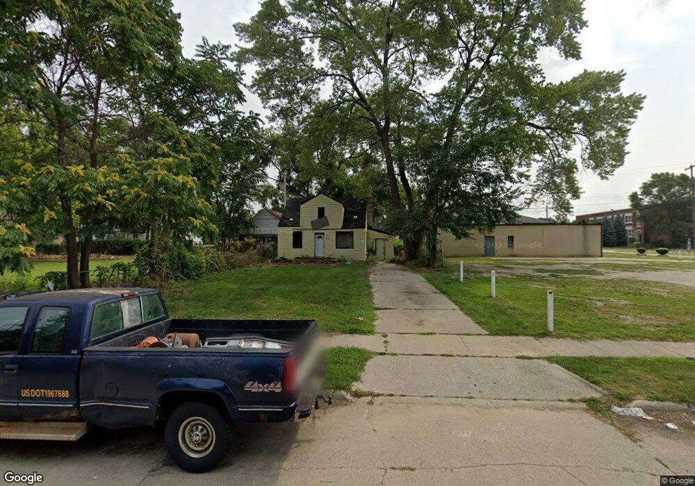 21322 Woodside Ave, Ferndale, MI 48220 - photo 1