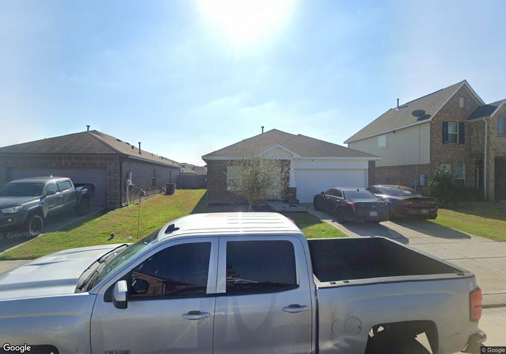 2180 Colonial St, Alvin, TX 77511 - photo 1