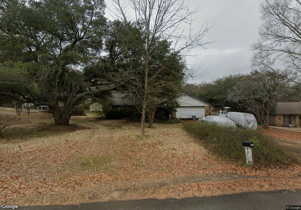1717 Circle Dr, Tyler, TX 75703 - photo 1
