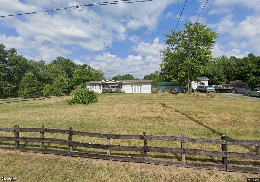 689 Dicks Hollow Rd, Winchester, VA 22603 - photo 1