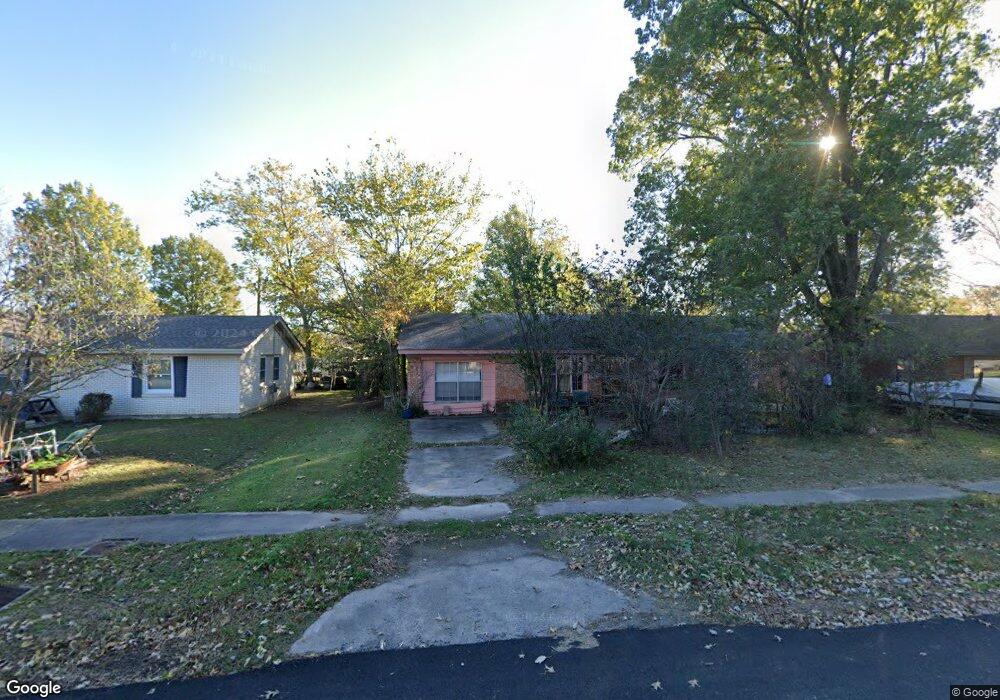 1913 S Spring St, Stuttgart, AR 72160 - photo 1