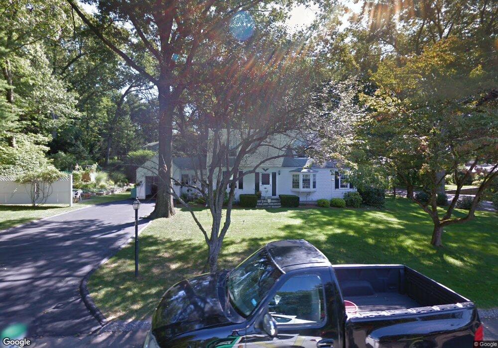 28 Overbrook Rd, Norwalk, CT 06851 - photo 1