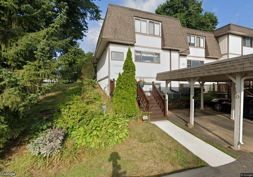 10 Pebblestone Cir, Suffield, CT 06078 - photo 1