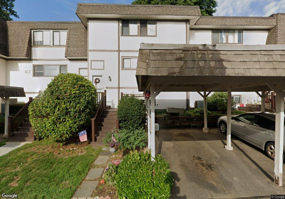 12 Pebblestone Cir, Suffield, CT 06078 - photo 1