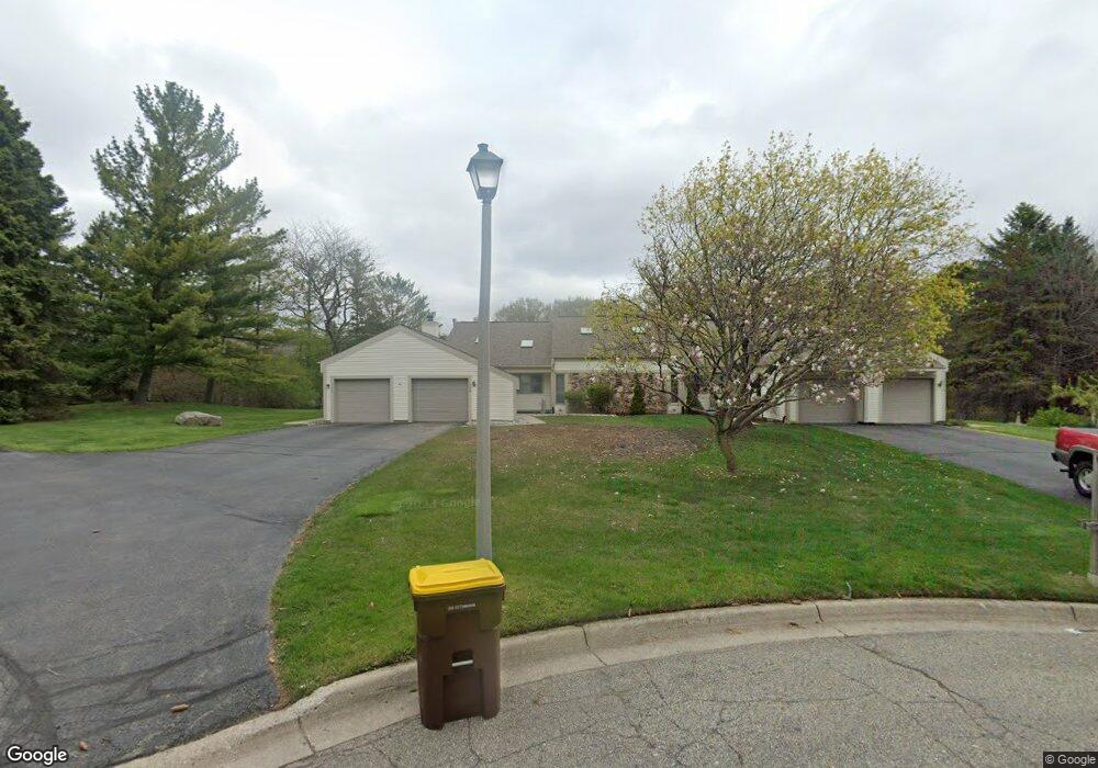 7116 Creekside Dr unit 52, Lansing, MI 48917 - photo 1