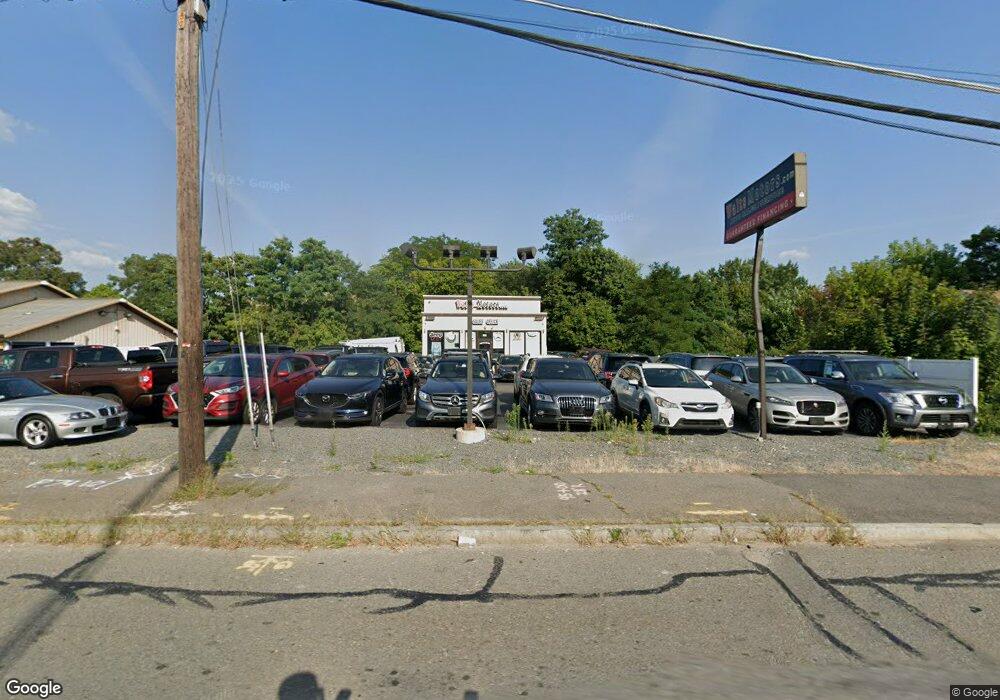 287 Broadway unit 1, Taunton, MA 02780 - photo 1