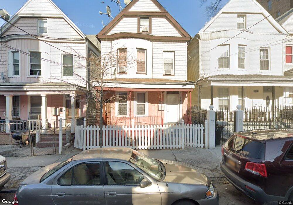 2677 Bainbridge Ave, Bronx, NY 10458 - photo 1