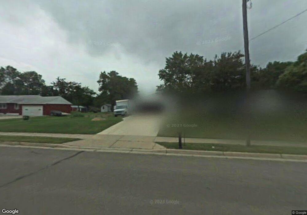 2404 12th St SW, Austin, MN 55912 - photo 1