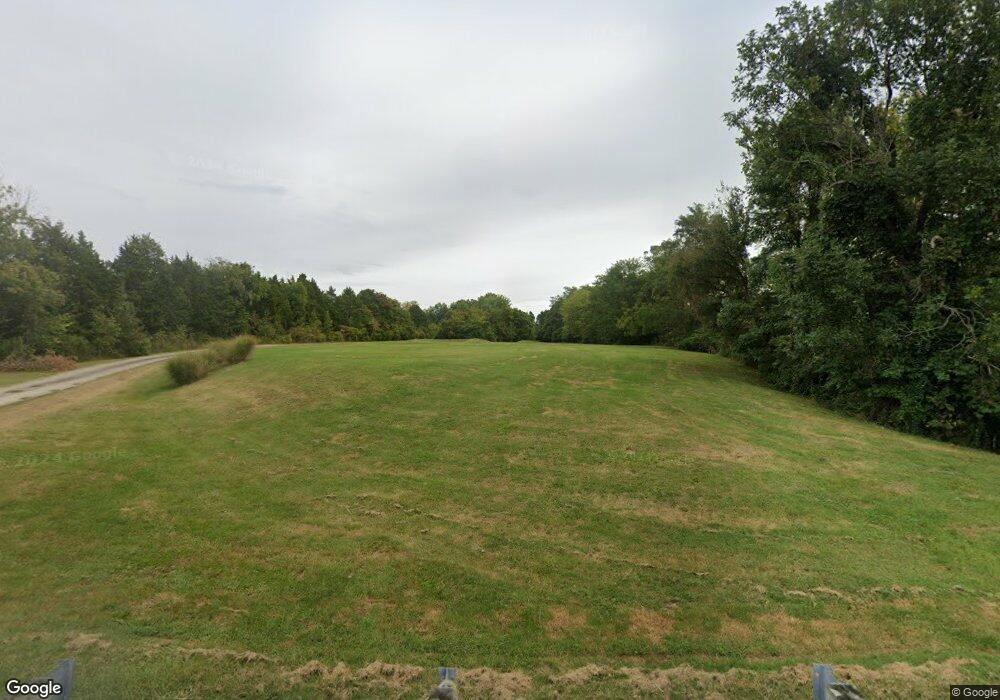 8699 Gentry Ln, Louisville, KY 40291 - photo 1