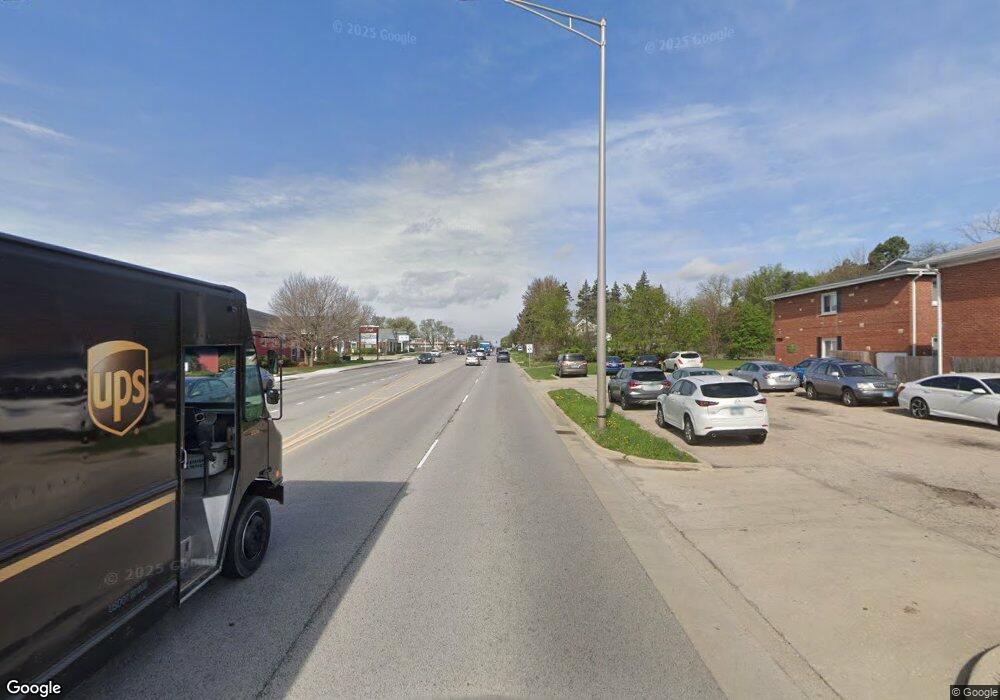 1711 E Roosevelt Rd unit 3, Wheaton, IL 60187 - photo 1