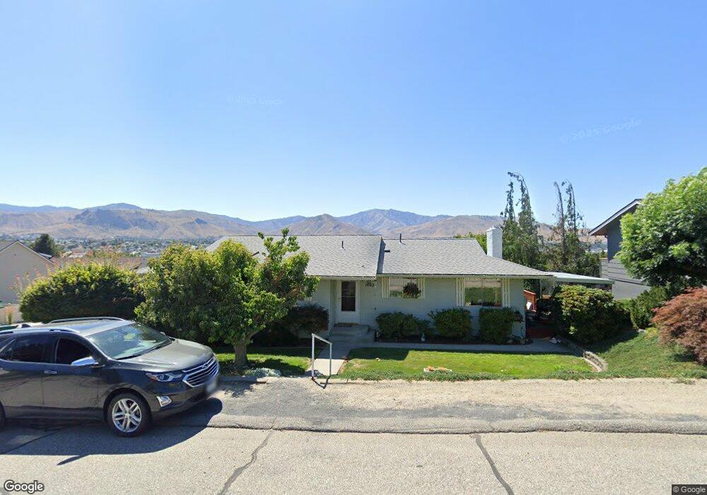 1402 N Aurora Ave, East Wenatchee, WA 98802 - photo 1