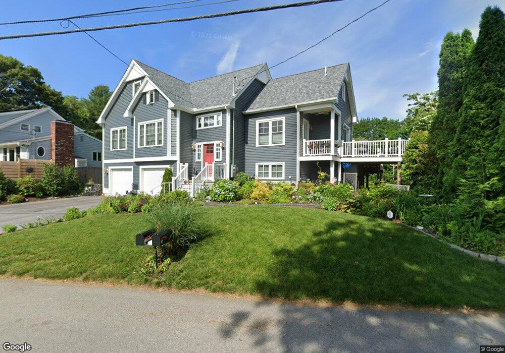 14 Shore Dr, Narragansett, RI 02882 - photo 1