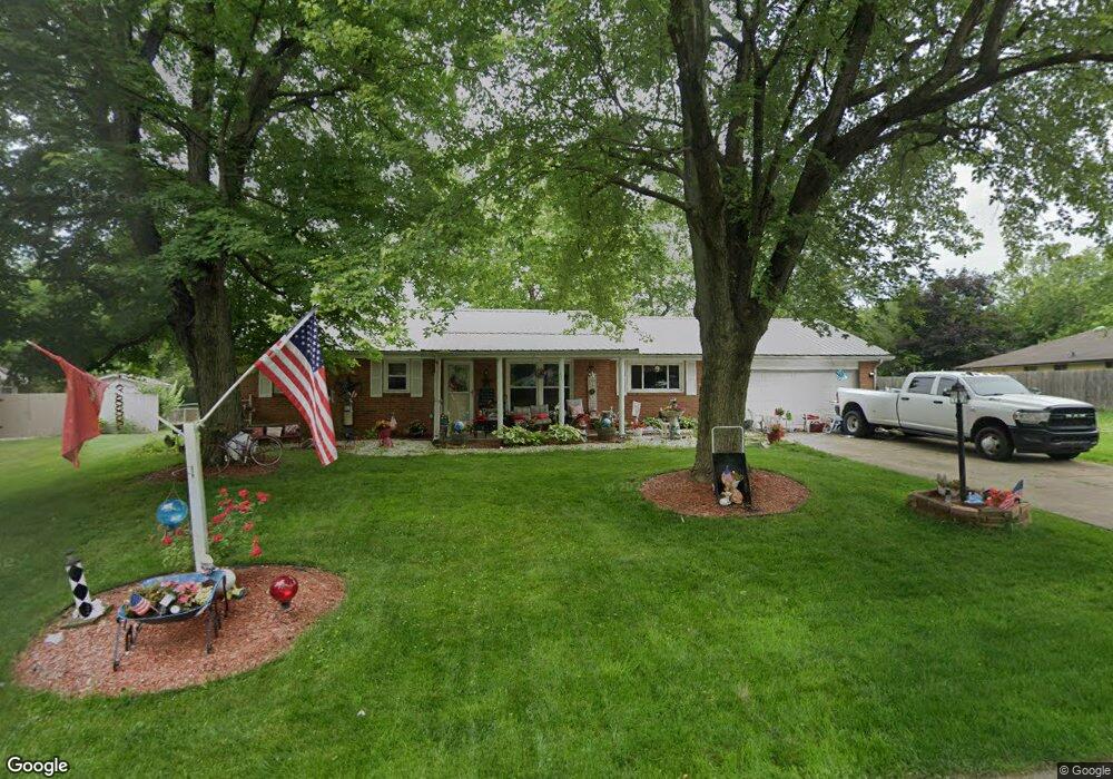 925 Edgehill Ln, Anderson, IN 46012 - photo 1