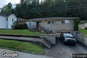 110 High St, Mannington, WV 26582