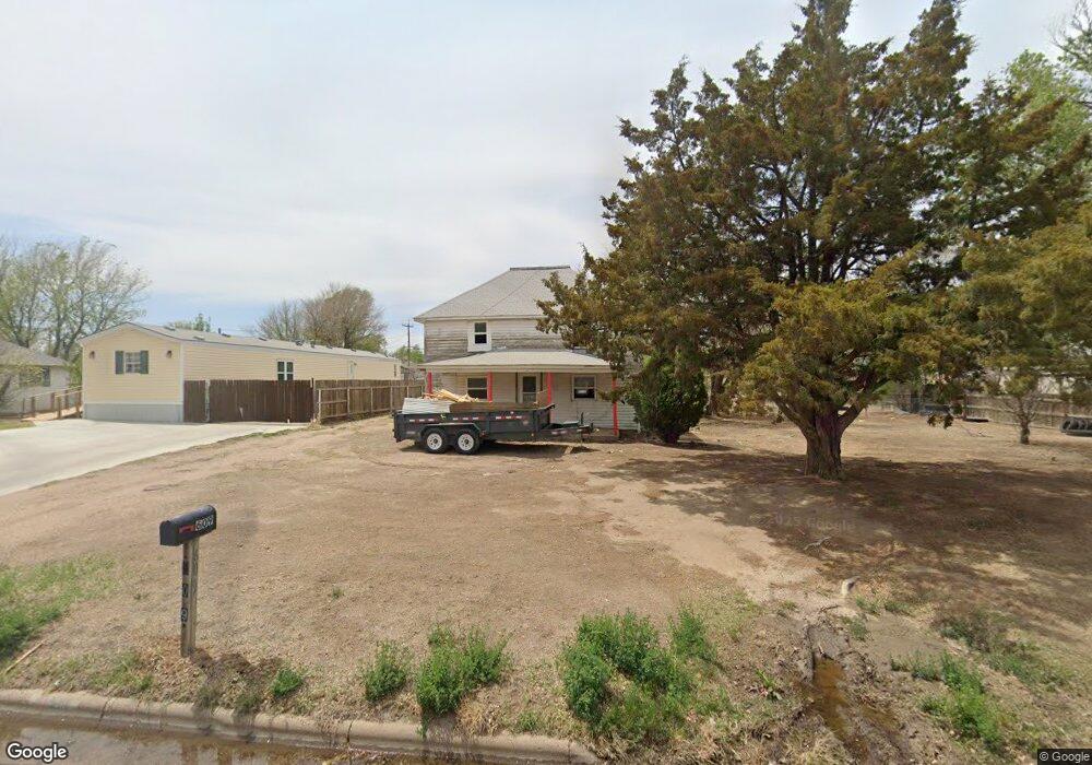 609 S Adams St, Hugoton, KS 67951 - photo 1