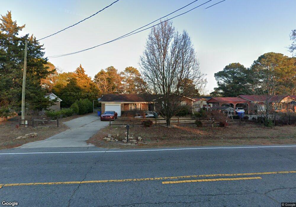 1571 Ireland Dr, Fayetteville, NC 28304 - photo 1