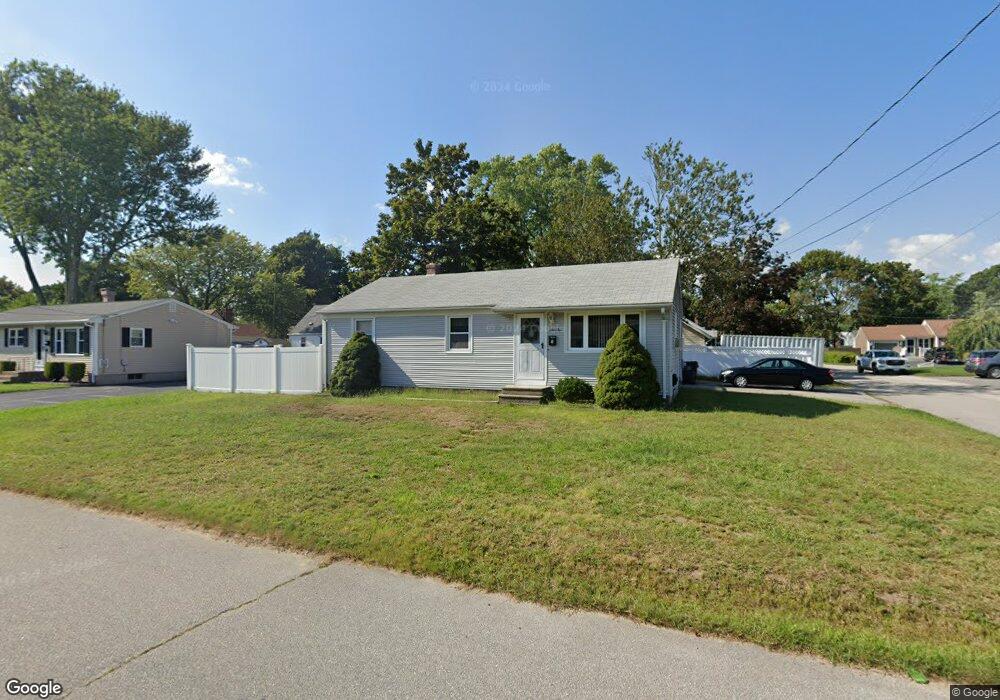 61 Greylawn Ave, Warwick, RI 02889 - photo 1