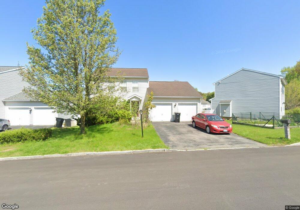 19 Cobblestone Ln, Troy, NY 12180 - photo 1