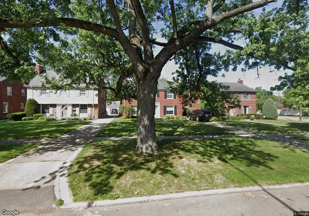 1179 Whittier Rd, Grosse Pointe Park, MI 48230 - photo 1