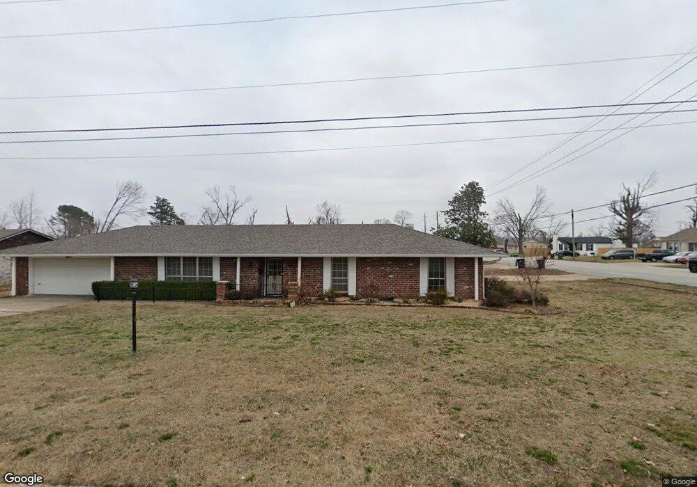 716 W Will Rogers Dr, Rogers, AR 72756 - photo 1