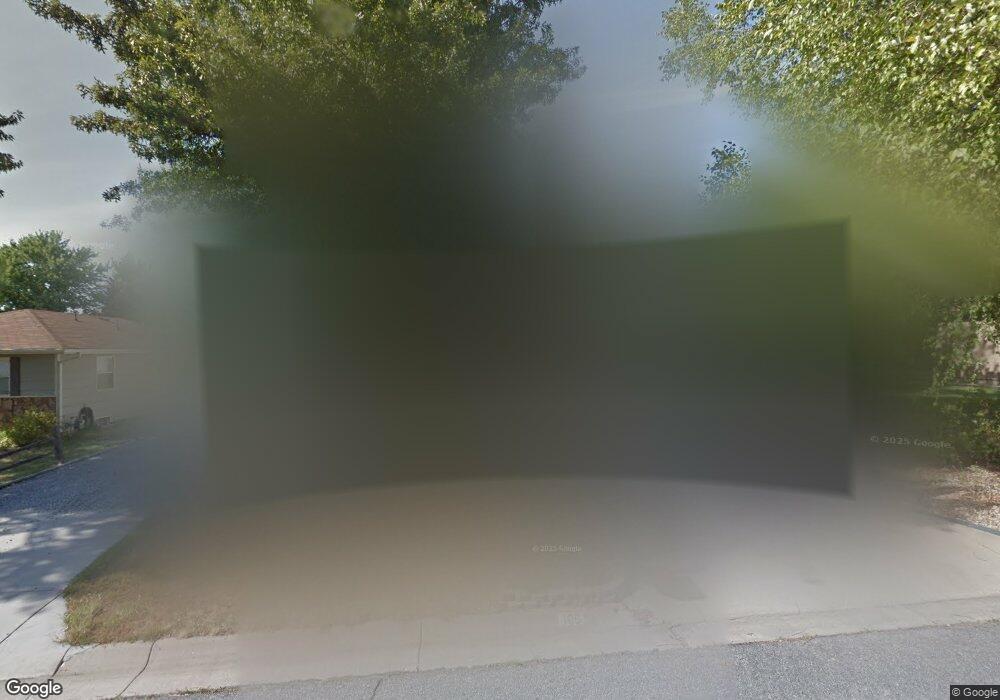 106 Jeannette Dr, Mulvane, KS 67110 - photo 1