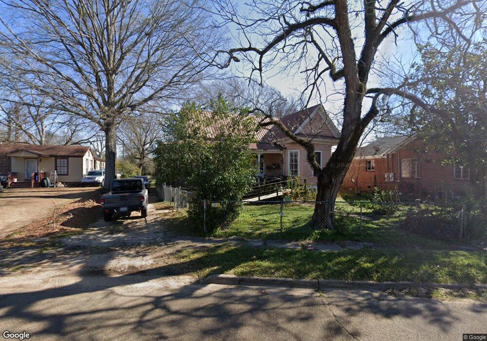 318 Georgetown St, Hazlehurst, MS 39083 - photo 1