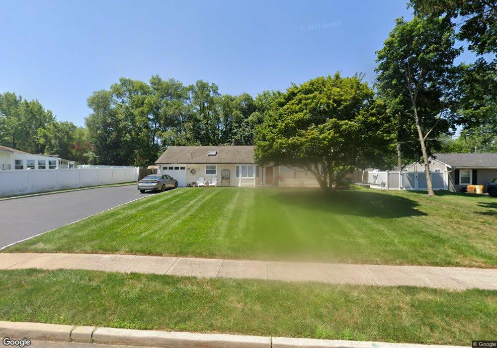 180 Kendall Rd, Kendall Park, NJ 08824 - photo 1